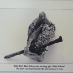 Dozorci často zatloukali hřebíky skrz paty