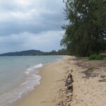 Uplně prázdná pláž