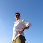 Tonka si hraje s foťákem