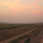 Mekong v období sucha z náplavky skoro ani není vidět