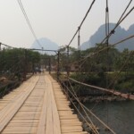 Most přes řeku cestou do blue lagoon