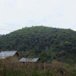 Za tímhle kopcem je Čína